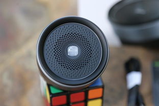 QCY蓝牙音箱玩出新高度 组对玩转立体声